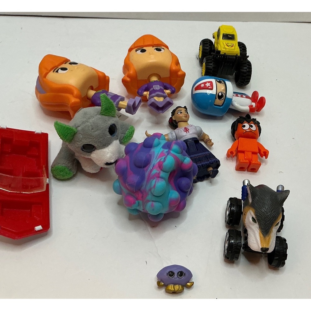 Mixed‎ Toy Lot Encanto Scooby-Doo Figures Vehicles Surprizamals Plush